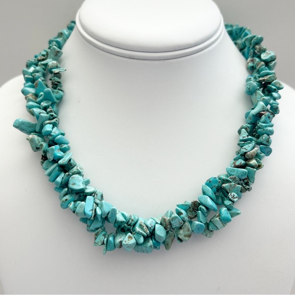 Vintage Triple Strand Turquoise Chip Torsade Necklace - Picture 7 of 9